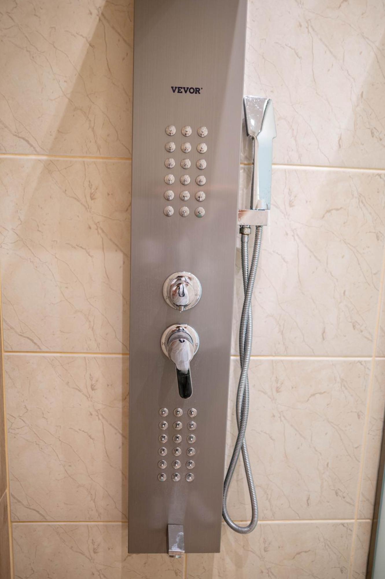 Kosnian City Suites Exteriör bild